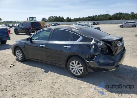 2015 Nissan Altima 2.5 из США, поврежденный, VIN 1N4AL3AP4FC128327